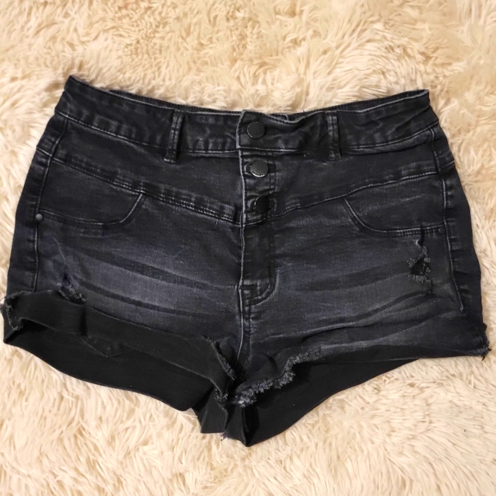 Size 8 Black High Rise Shorts